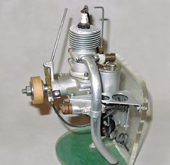 dennymite_model_deluxe_350.jpg